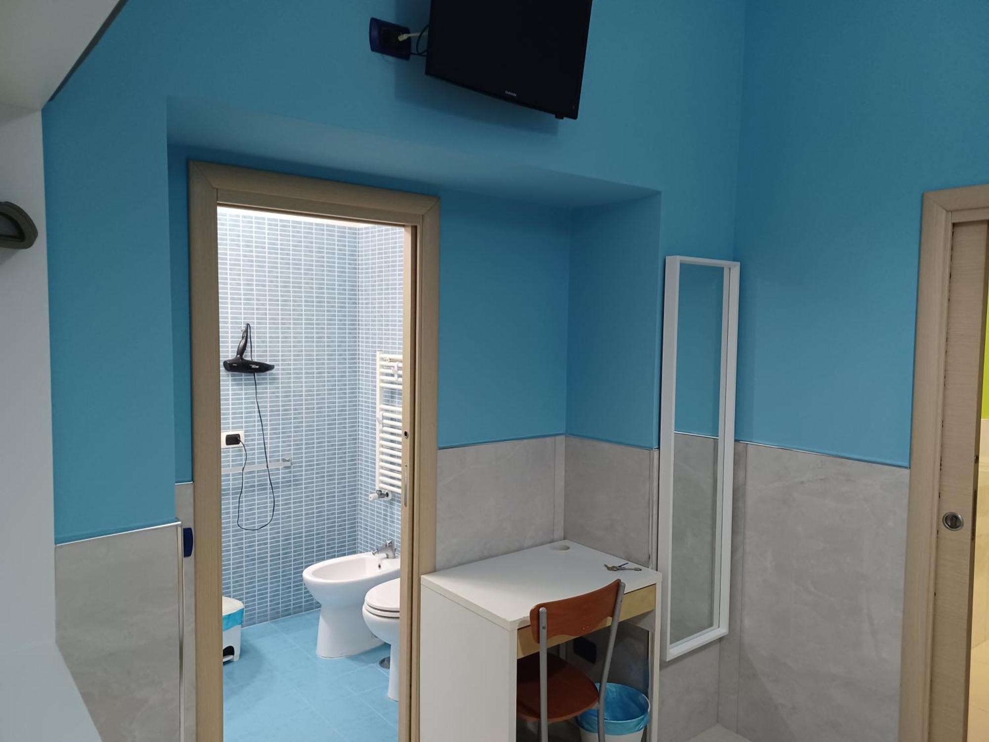 B&B Quattro Palazzi Napoli Centro Bagian luar foto