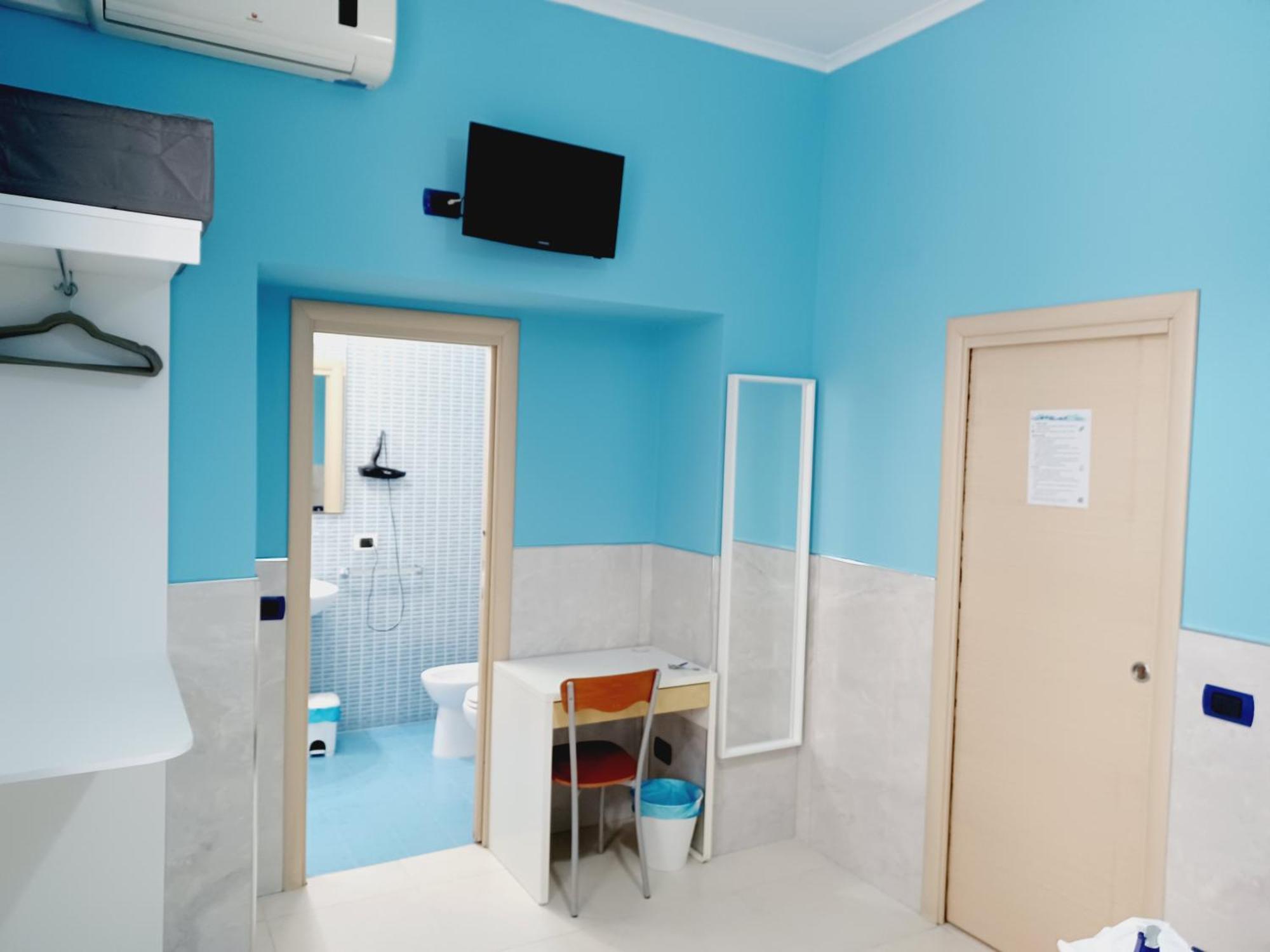 B&B Quattro Palazzi Napoli Centro Bagian luar foto