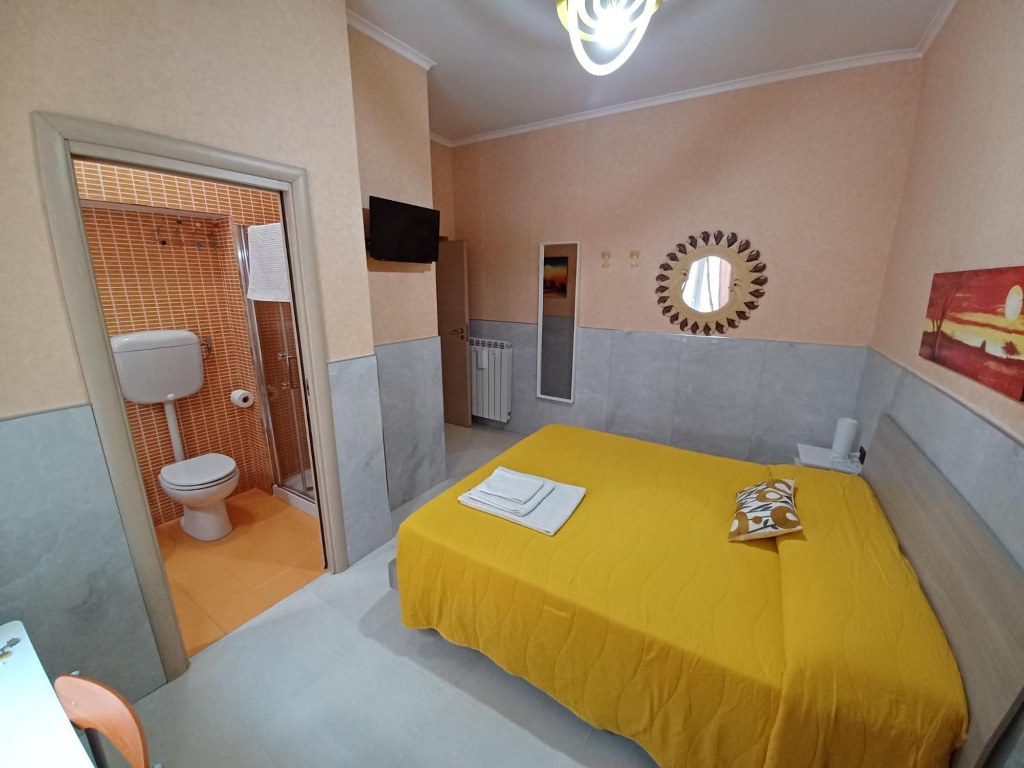 B&B Quattro Palazzi Napoli Centro Bagian luar foto