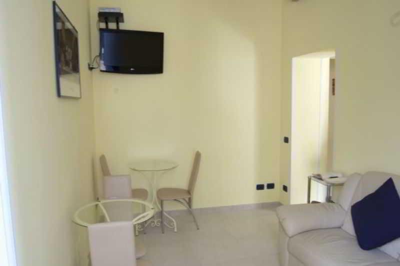 B&B Quattro Palazzi Napoli Centro Bagian luar foto