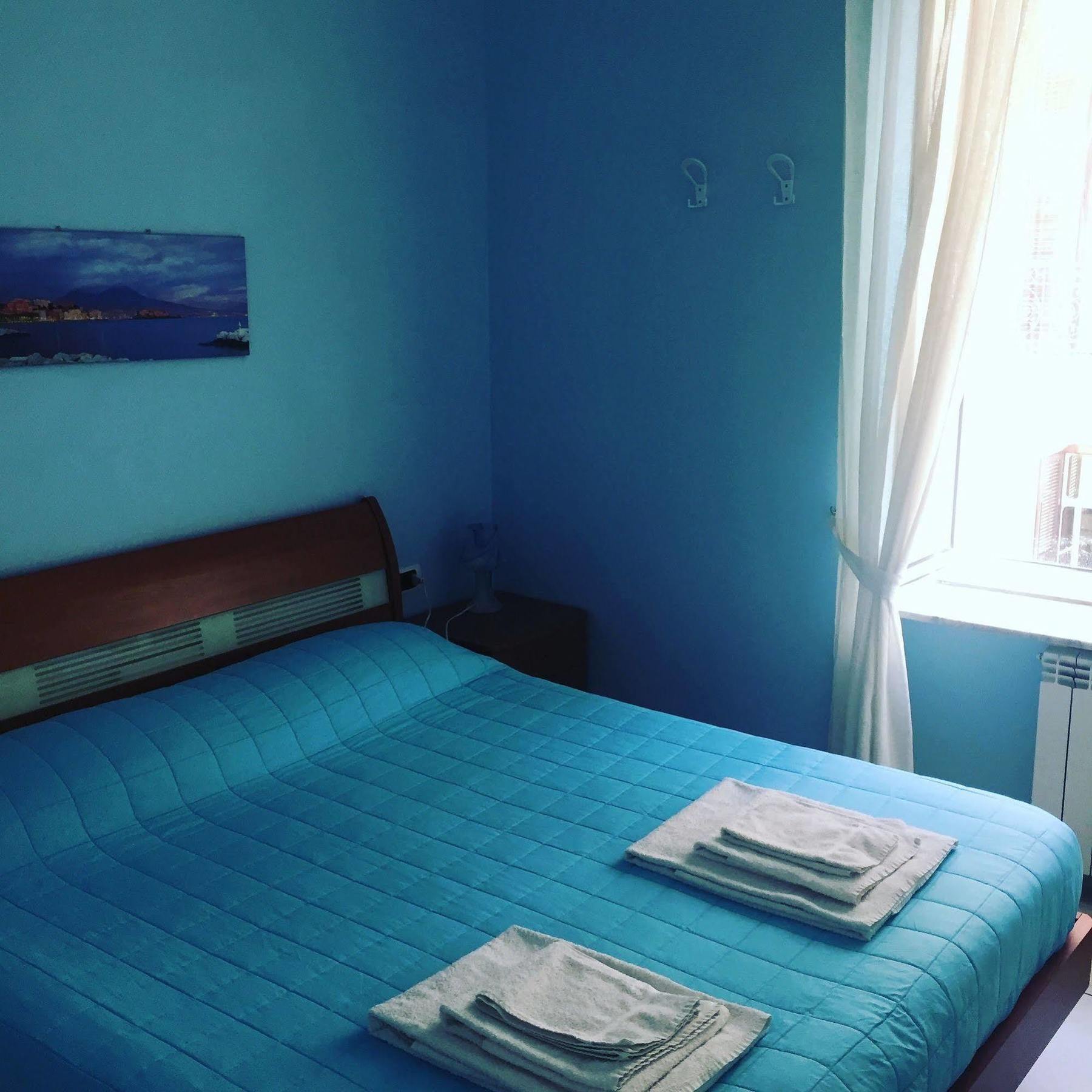 B&B Quattro Palazzi Napoli Centro Bagian luar foto