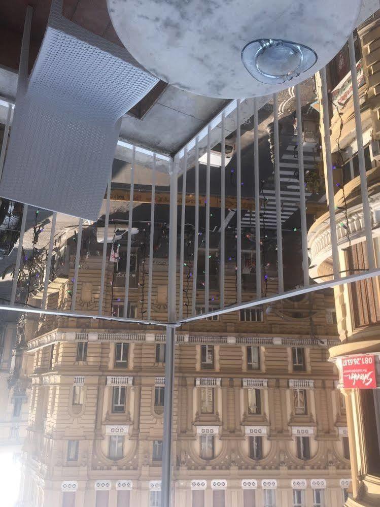 B&B Quattro Palazzi Napoli Centro Bagian luar foto